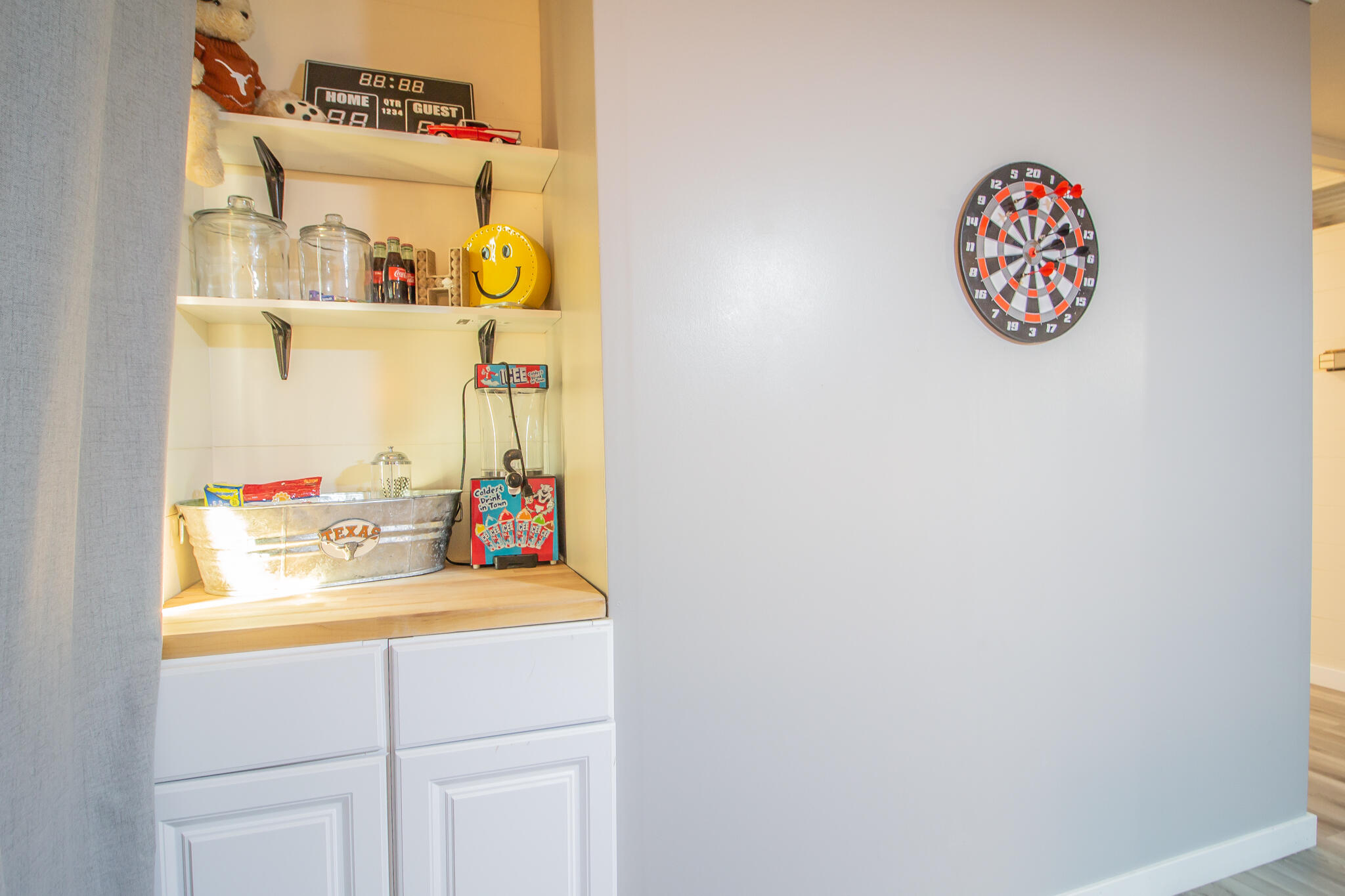 1301 E Buckley Street