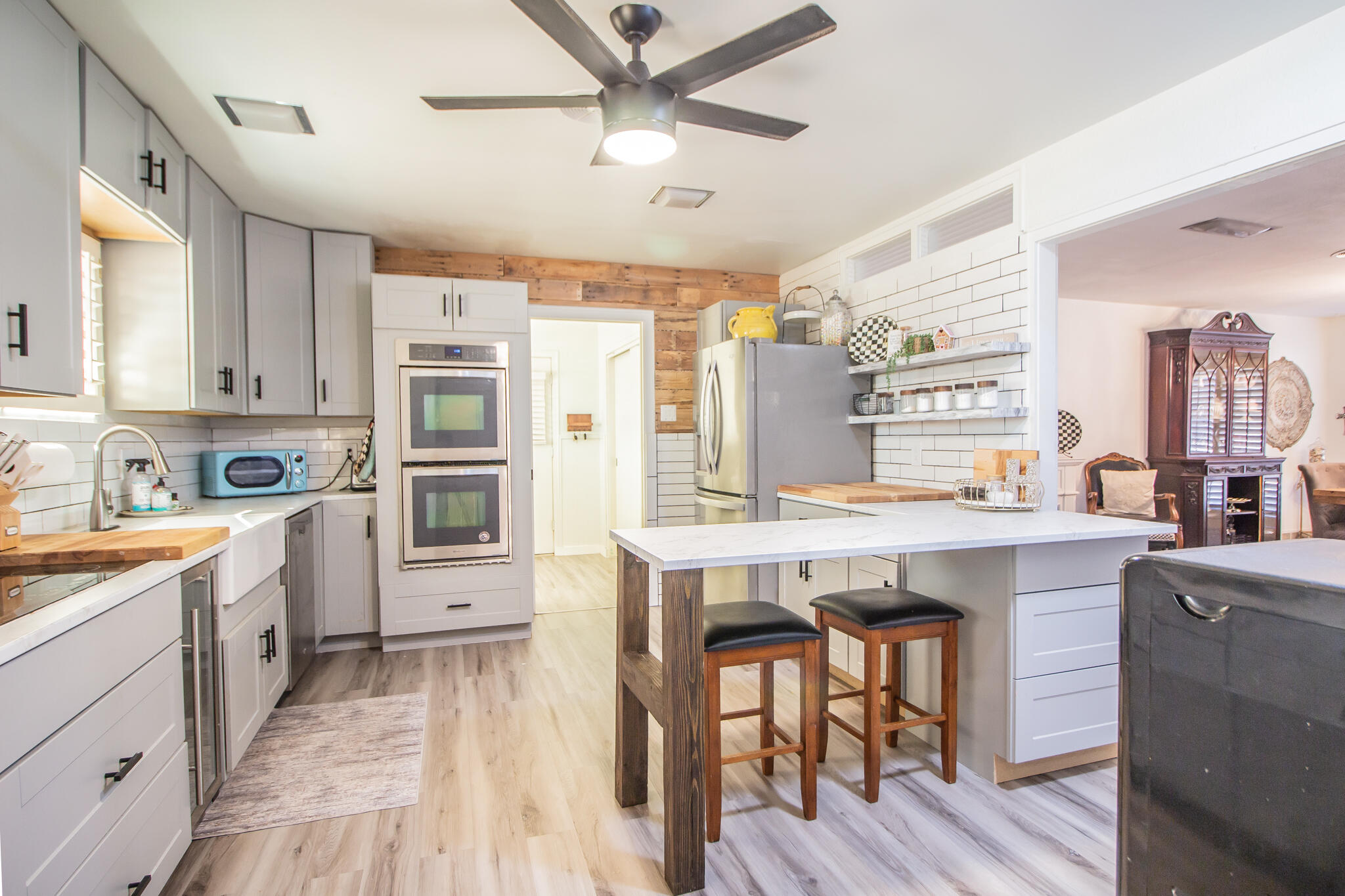 1301 E Buckley Street