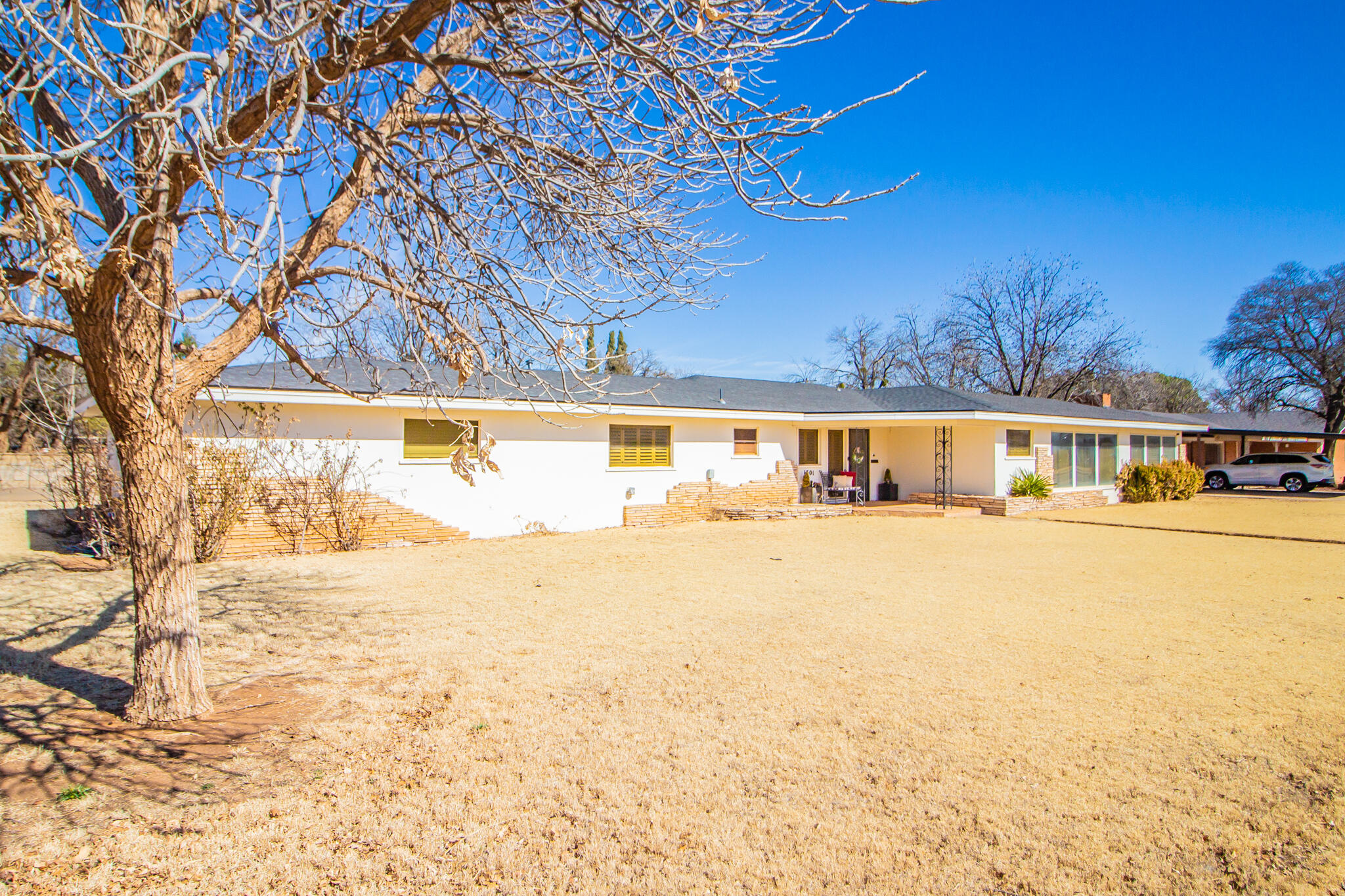 1301 E Buckley Street