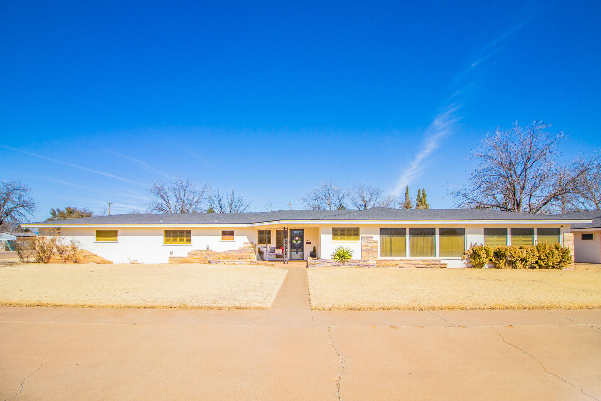 1301 E Buckley Street