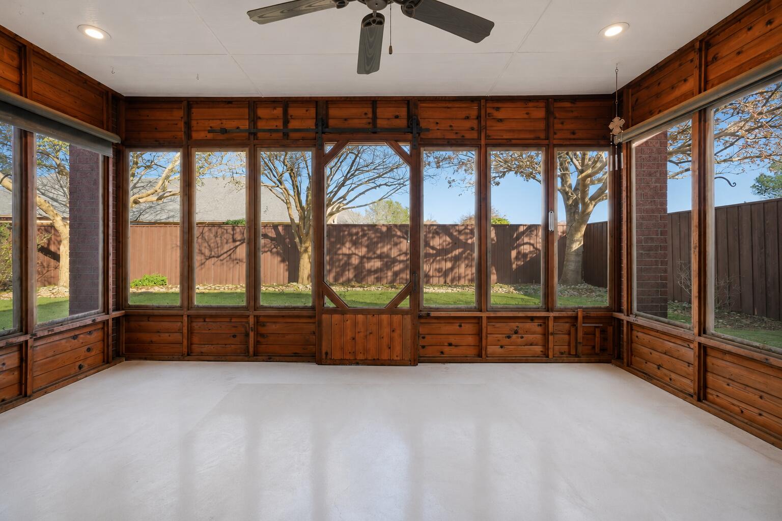 1703 E Casa Linda Lane