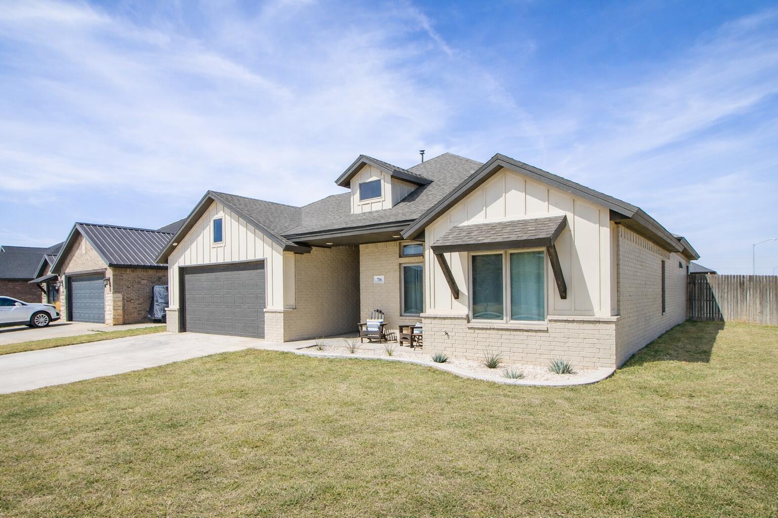 716 Ventoso Circle