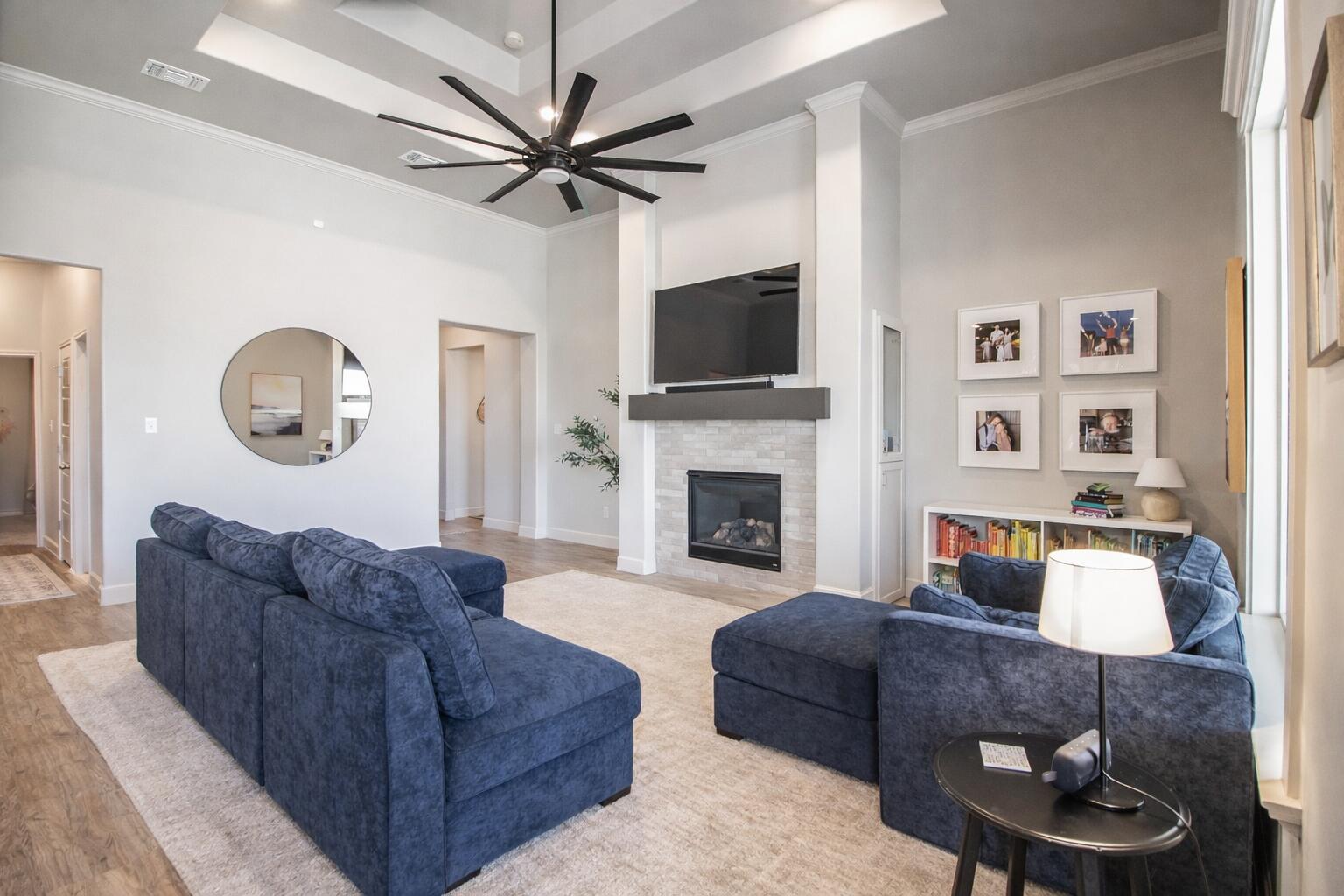 716 Ventoso Circle