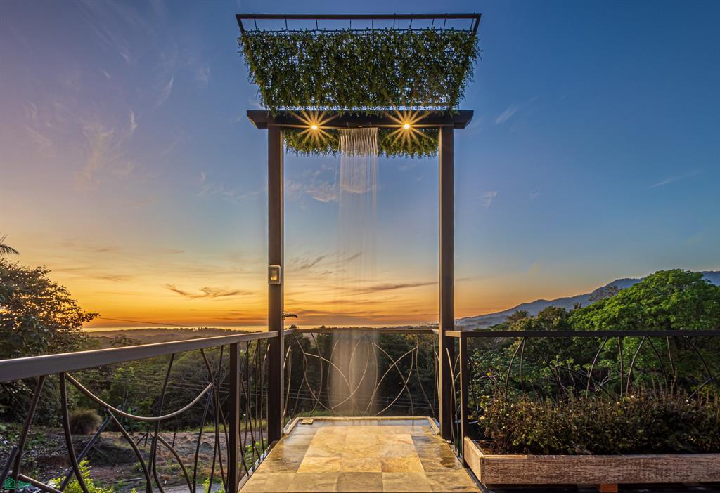 MK Residence Contemporary Oceanview Home