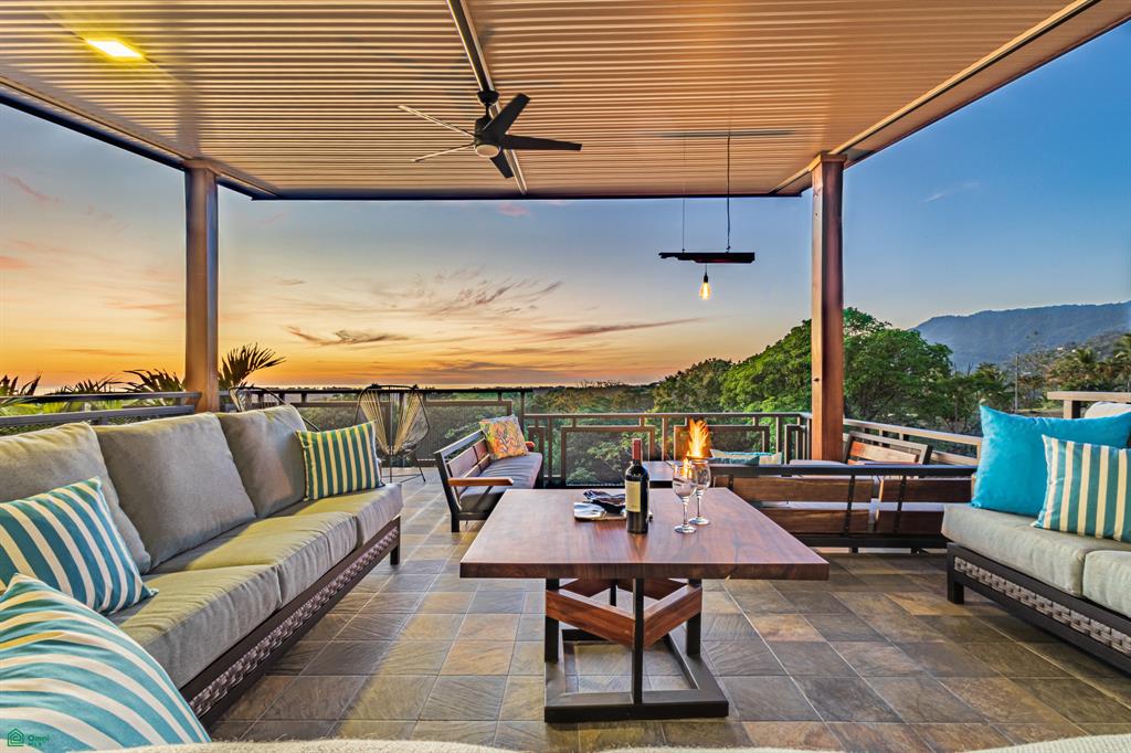 MK Residence Contemporary Oceanview Home