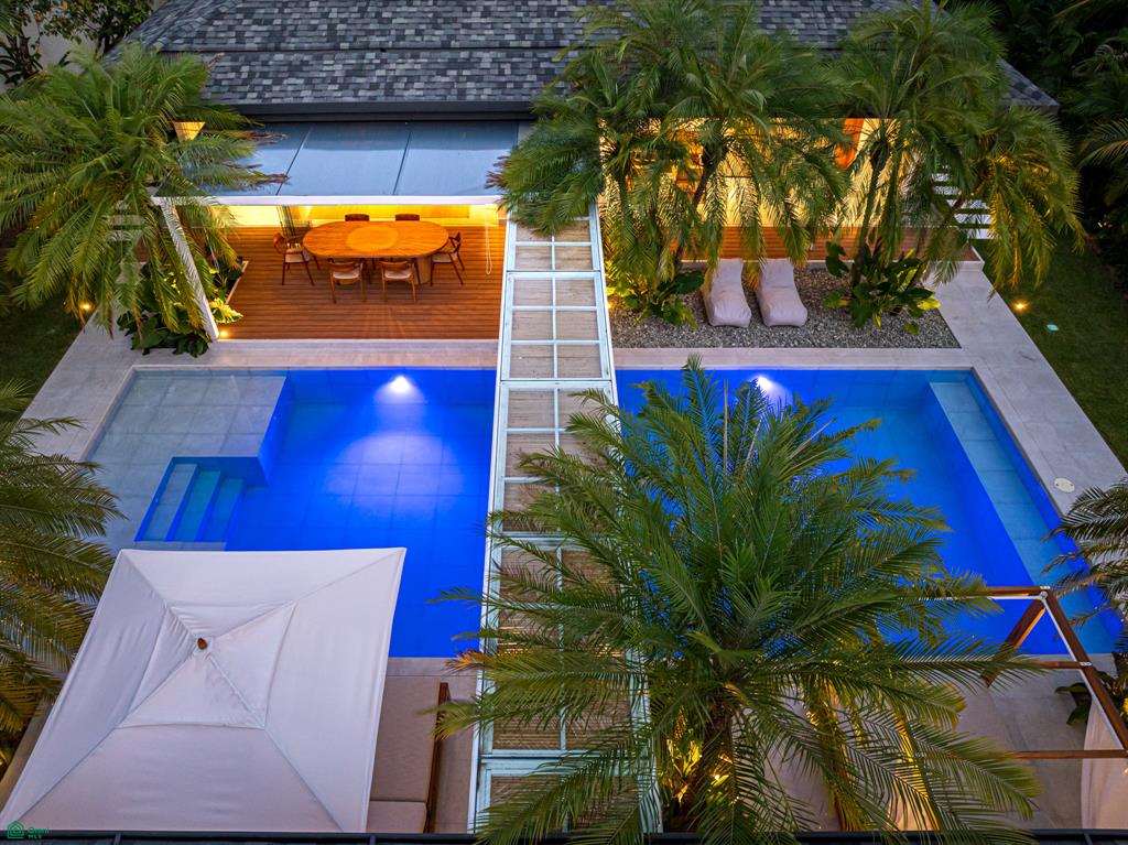 Casa Ohana – Comtemporary Luxury Villa, Steps from the Beach