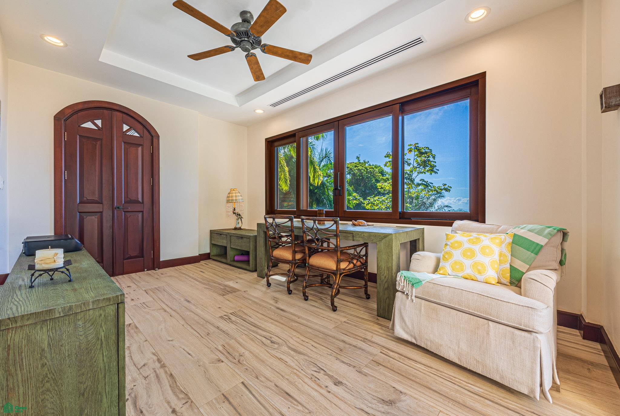 Nido Escondido Tropical Retreat