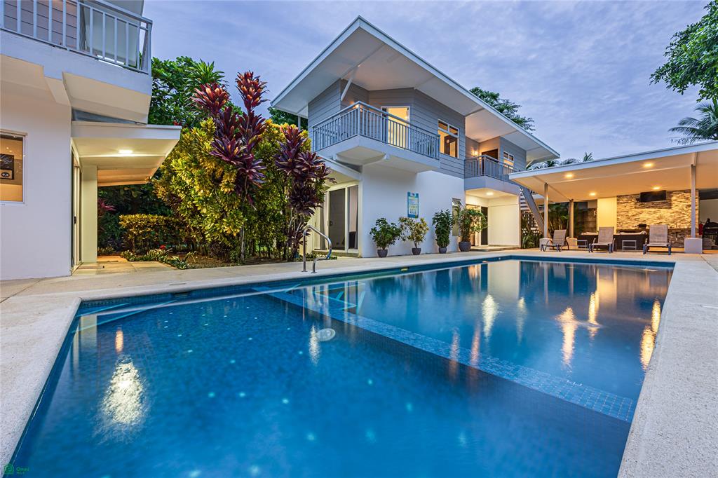 Uvita Paradise Hotel – Walk-to-Beach Boutique Hospitality Opportunity