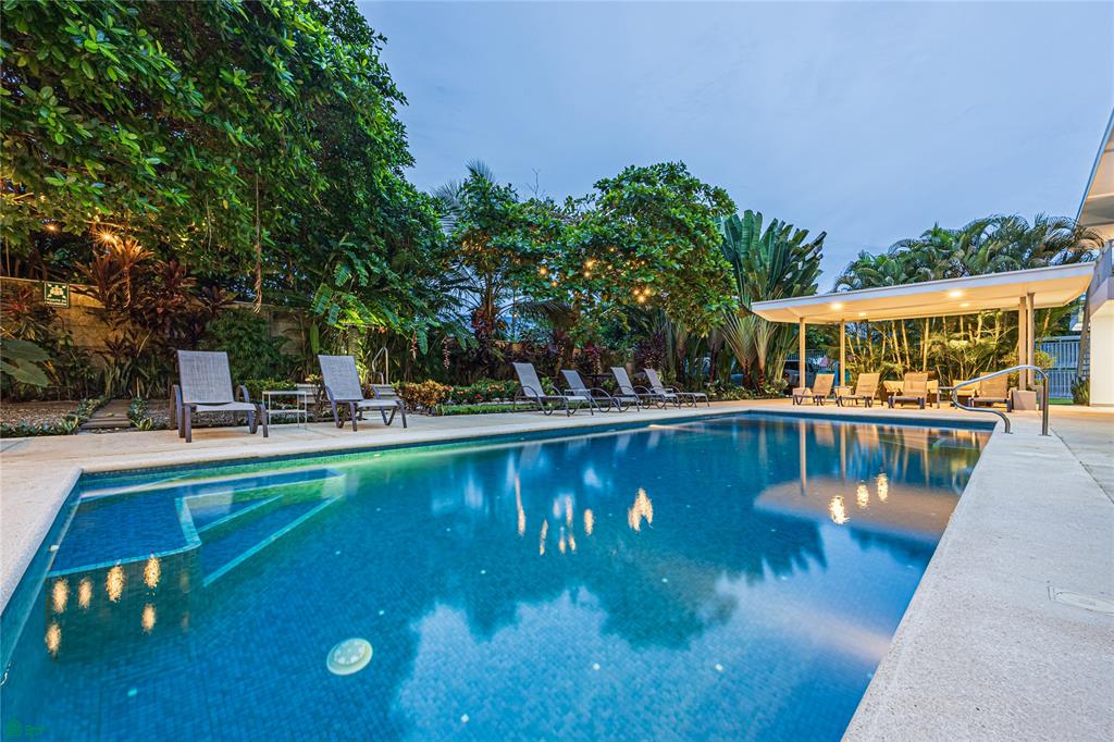 Uvita Paradise Hotel – Walk-to-Beach Boutique Hospitality Opportunity