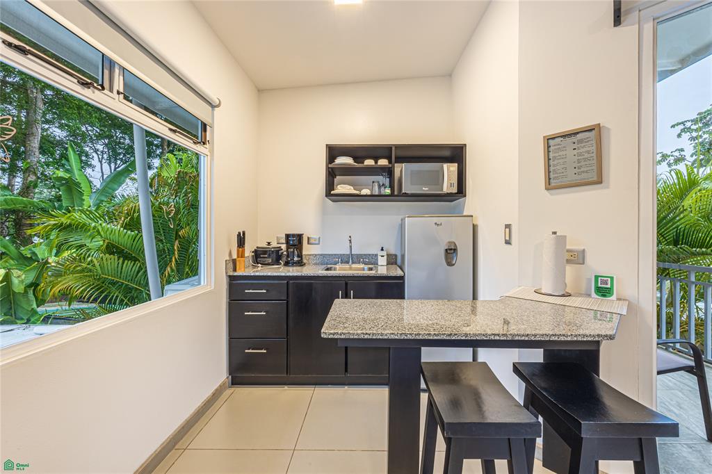 Uvita Paradise Hotel – Walk-to-Beach Boutique Hospitality Opportunity
