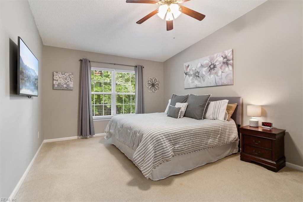 42 Claiborne DR