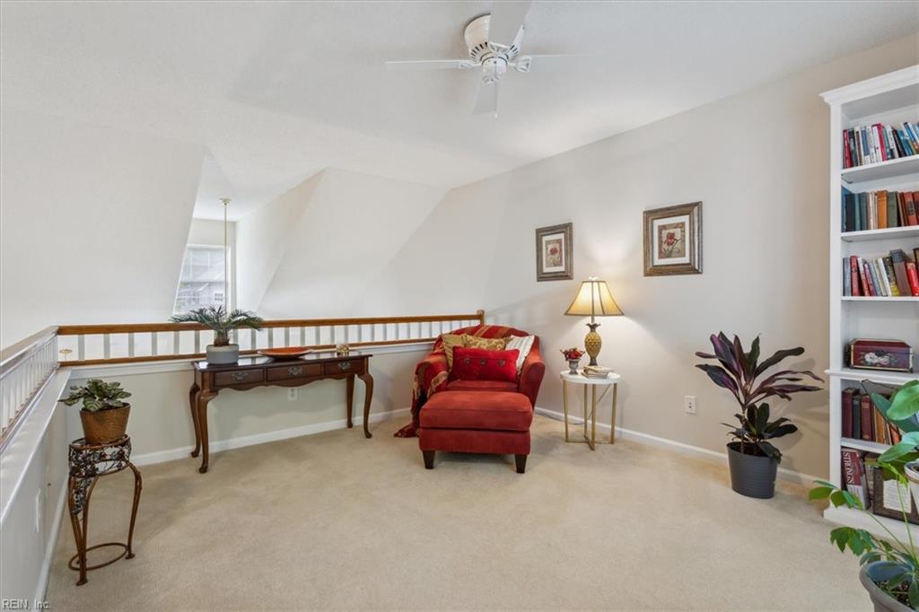 42 Claiborne DR