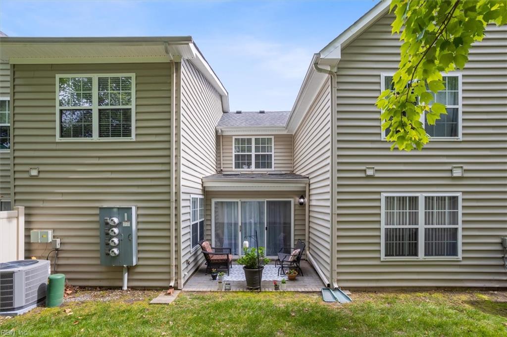42 Claiborne DR