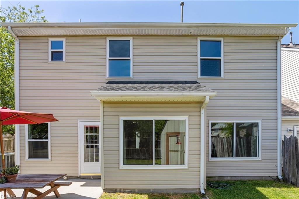 819 John Rolfe DR