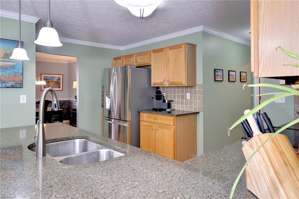 4024 Oakwood DR