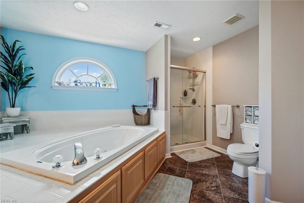 3228 Reades WAY