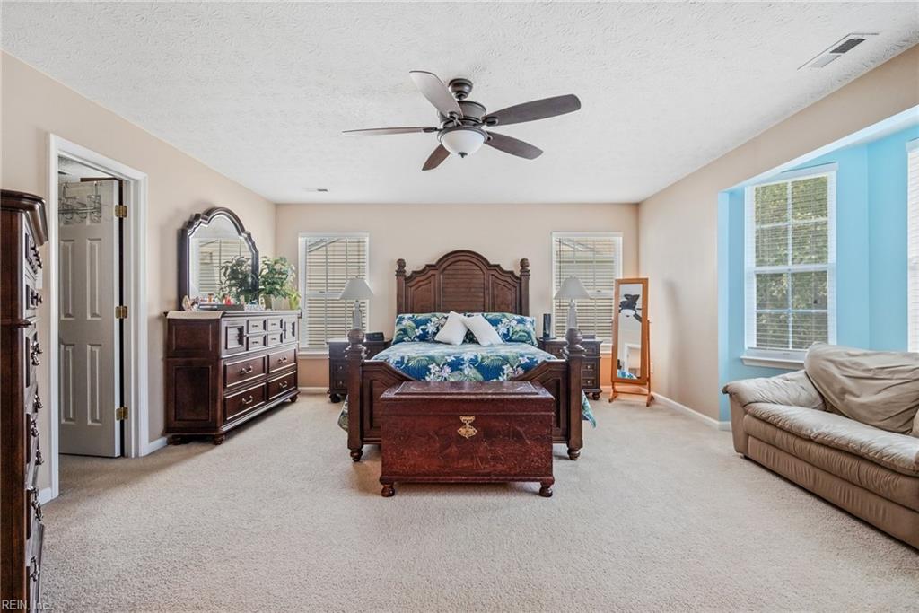 3228 Reades WAY