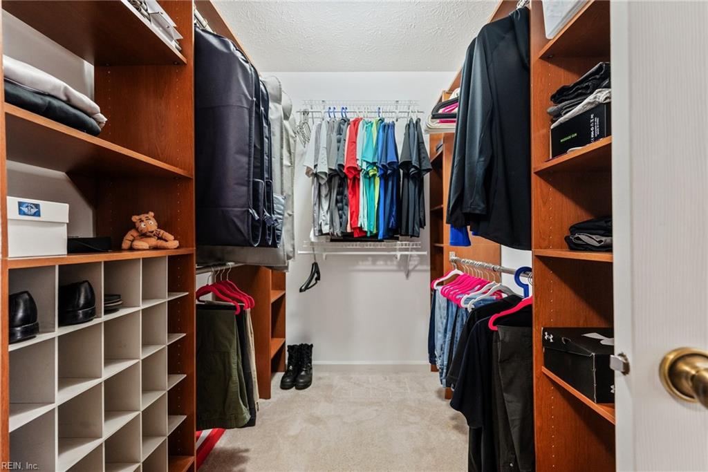 3228 Reades WAY