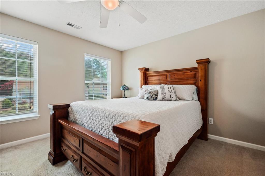 3228 Reades WAY