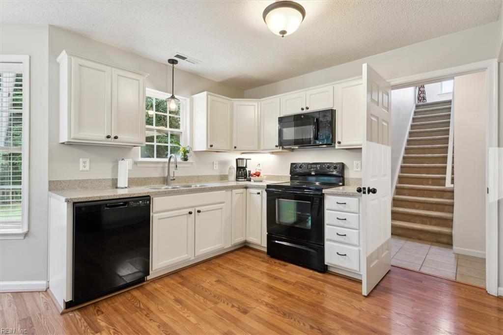 4044 Mill Dam CT