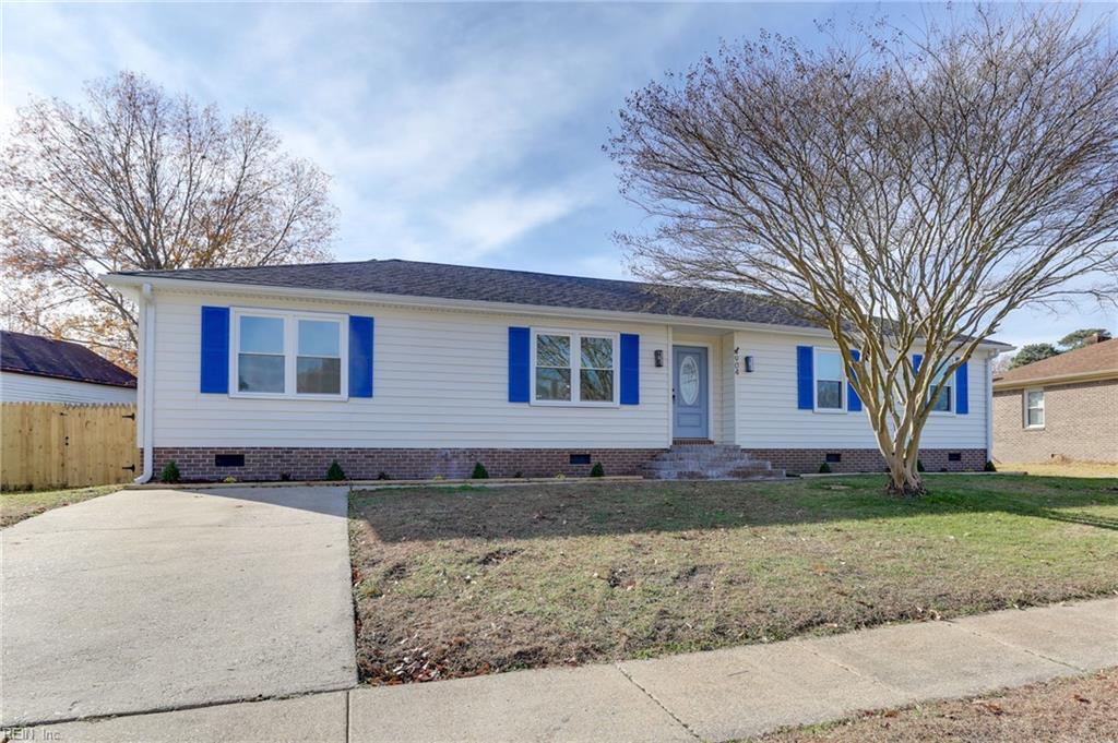 904 Levee LN