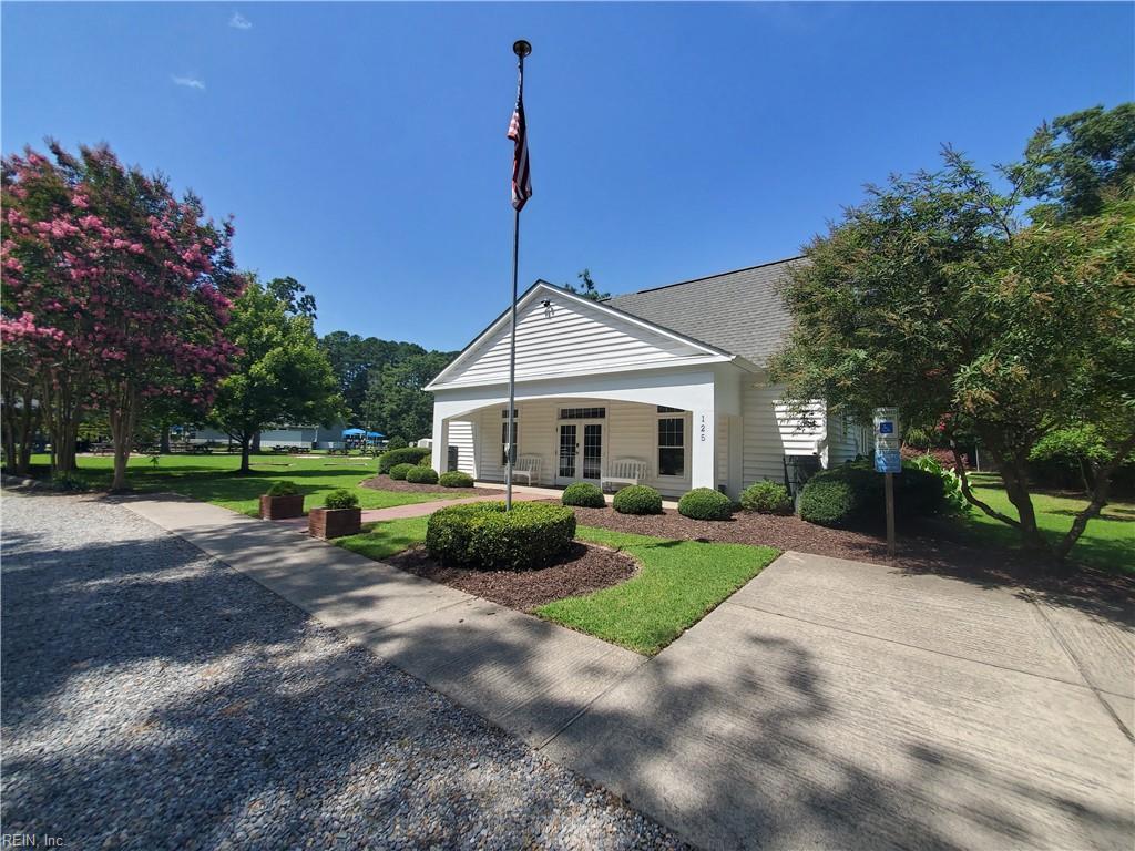 105 Loxley LN