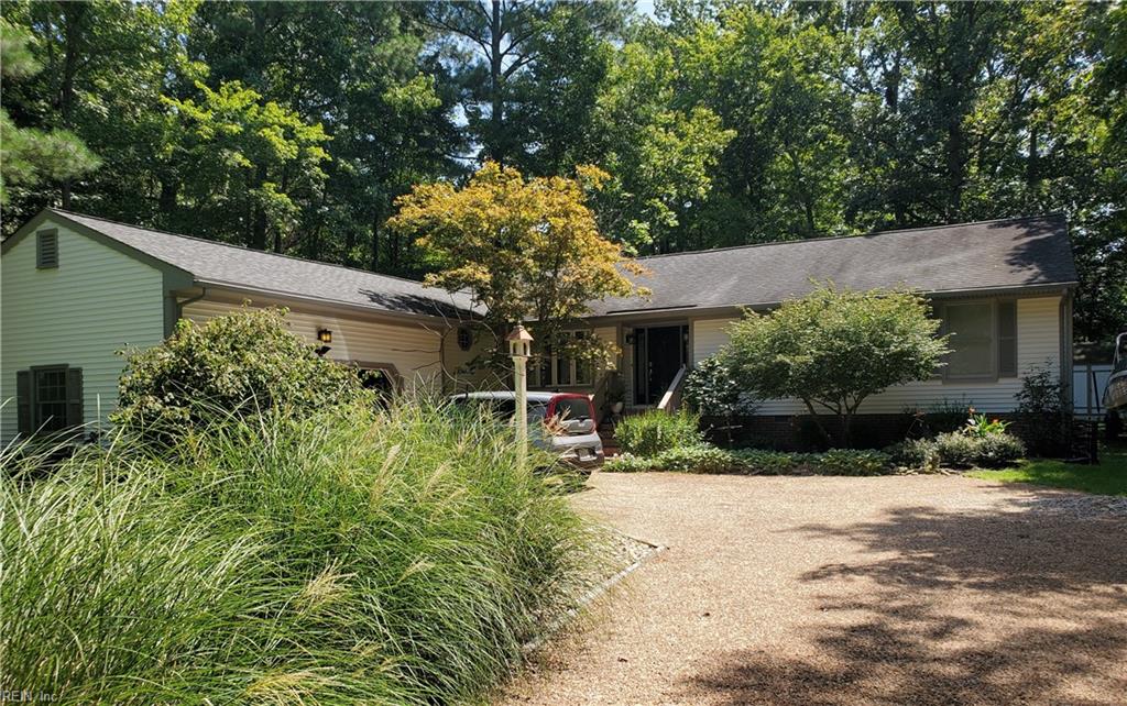 105 Loxley LN