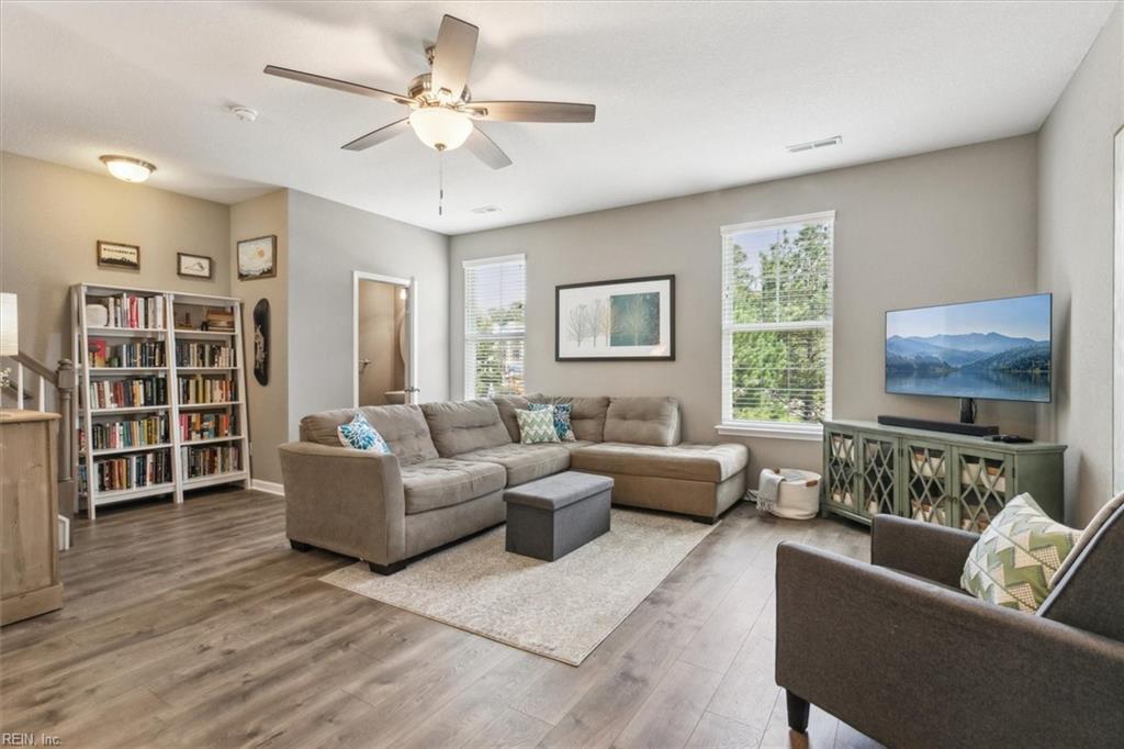 903 Prosperity CT