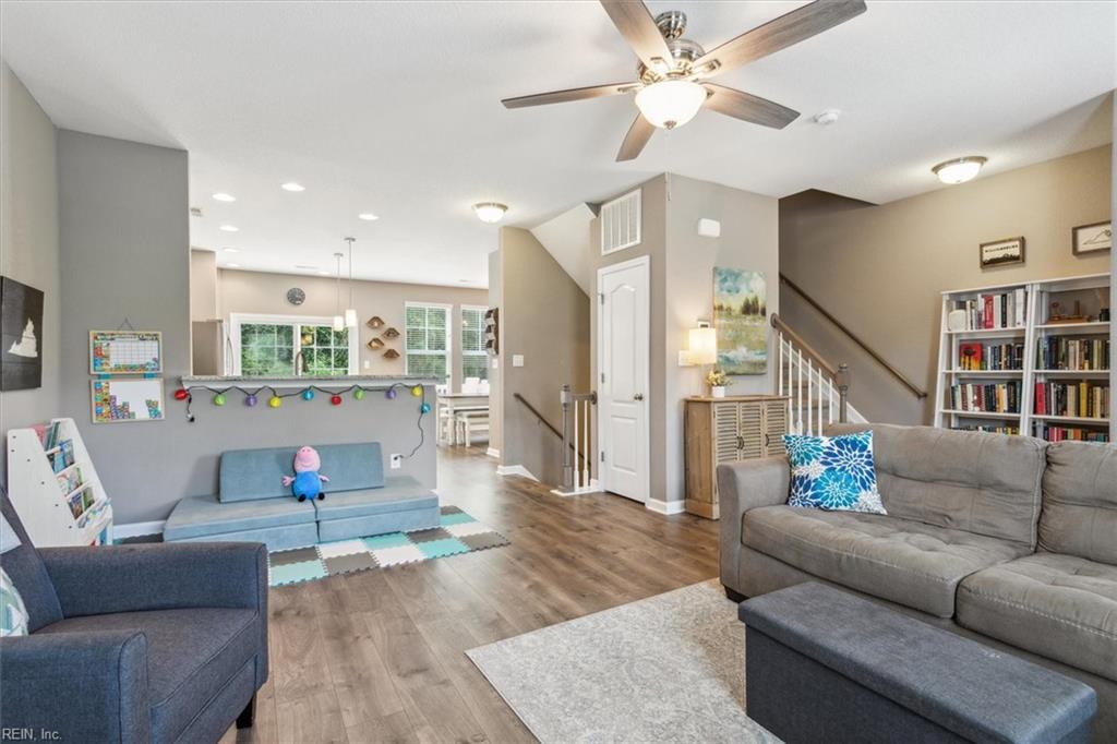903 Prosperity CT