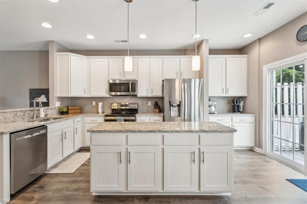 903 Prosperity CT