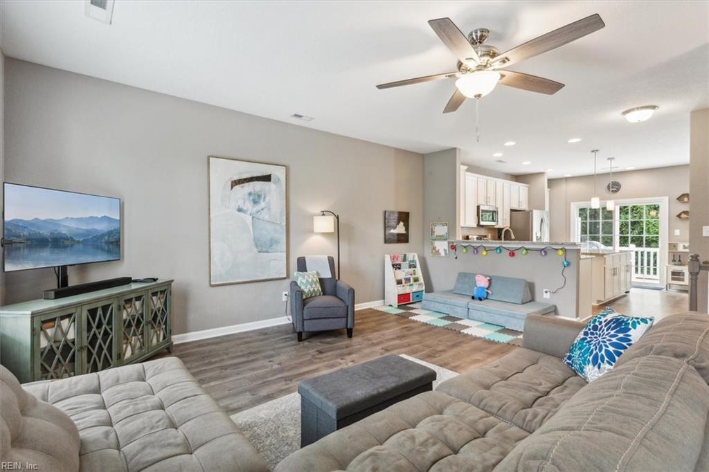 903 Prosperity CT