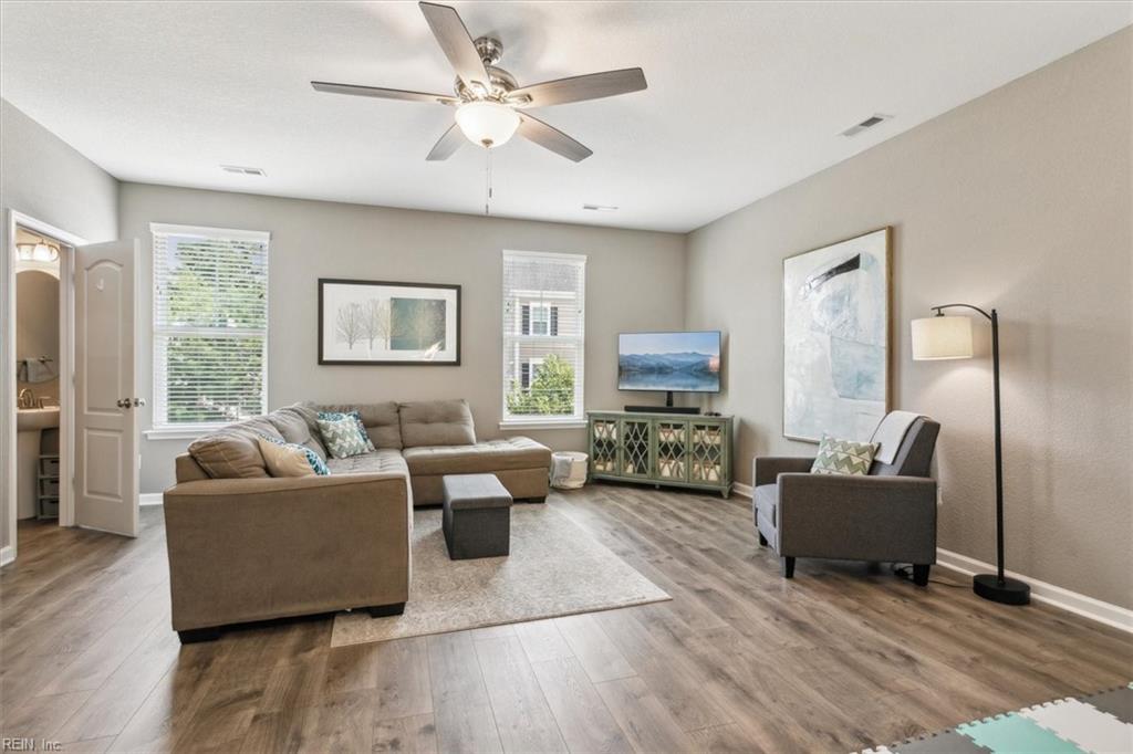 903 Prosperity CT