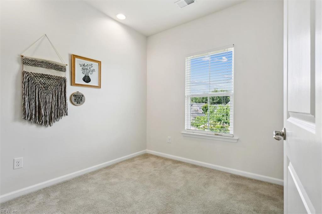 7536 Tealight WAY