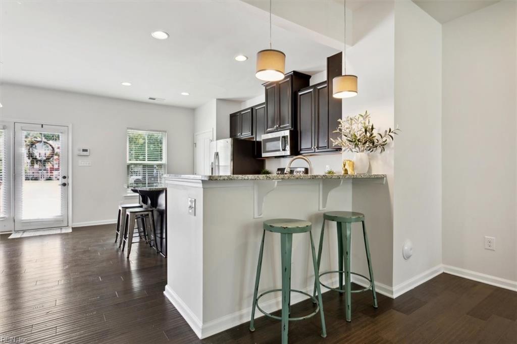 7536 Tealight WAY