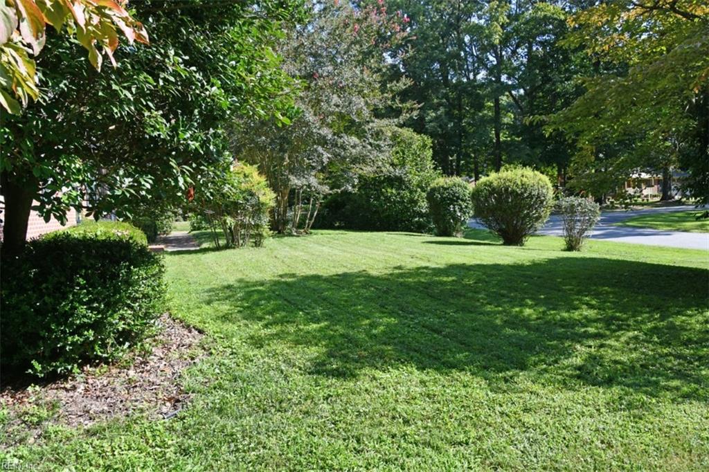 109 Brookhaven DR