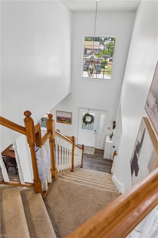 40 Sherry Dell DR