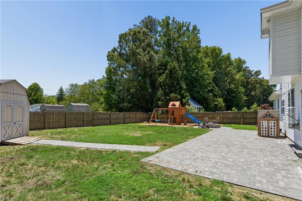 40 Sherry Dell DR