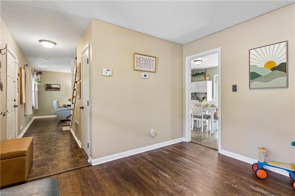 216 Oxford RD