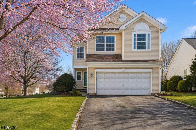 1 Smoke House Ct