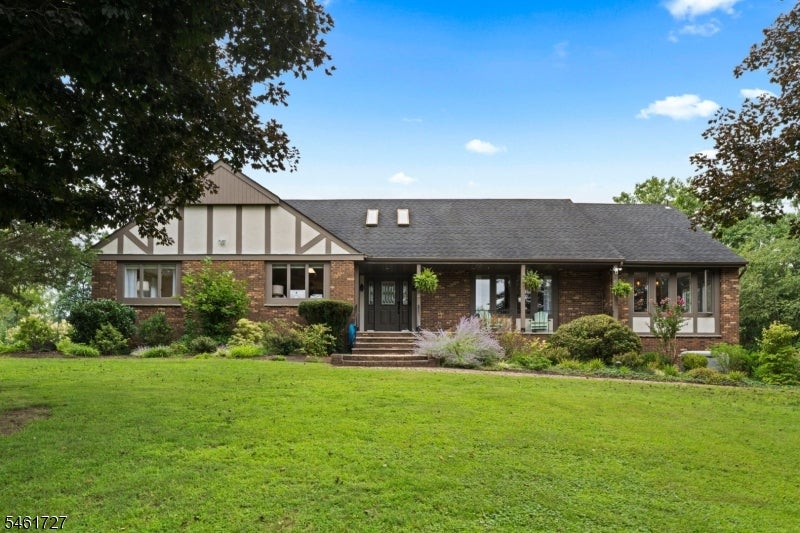 12 Craig Rd