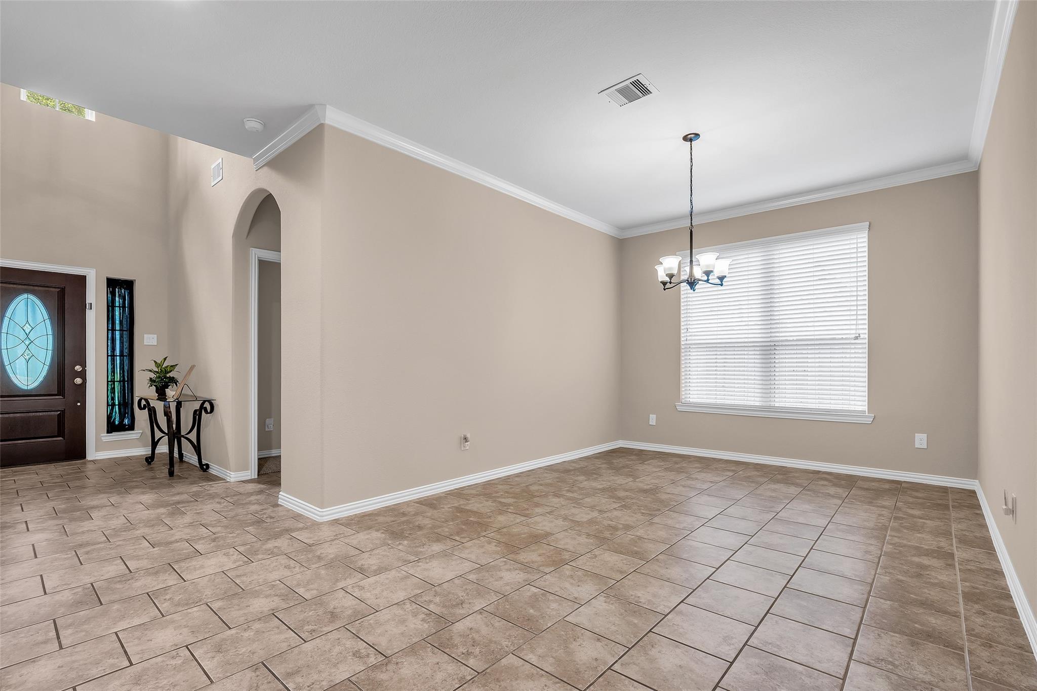 34 Sawbridge Circle