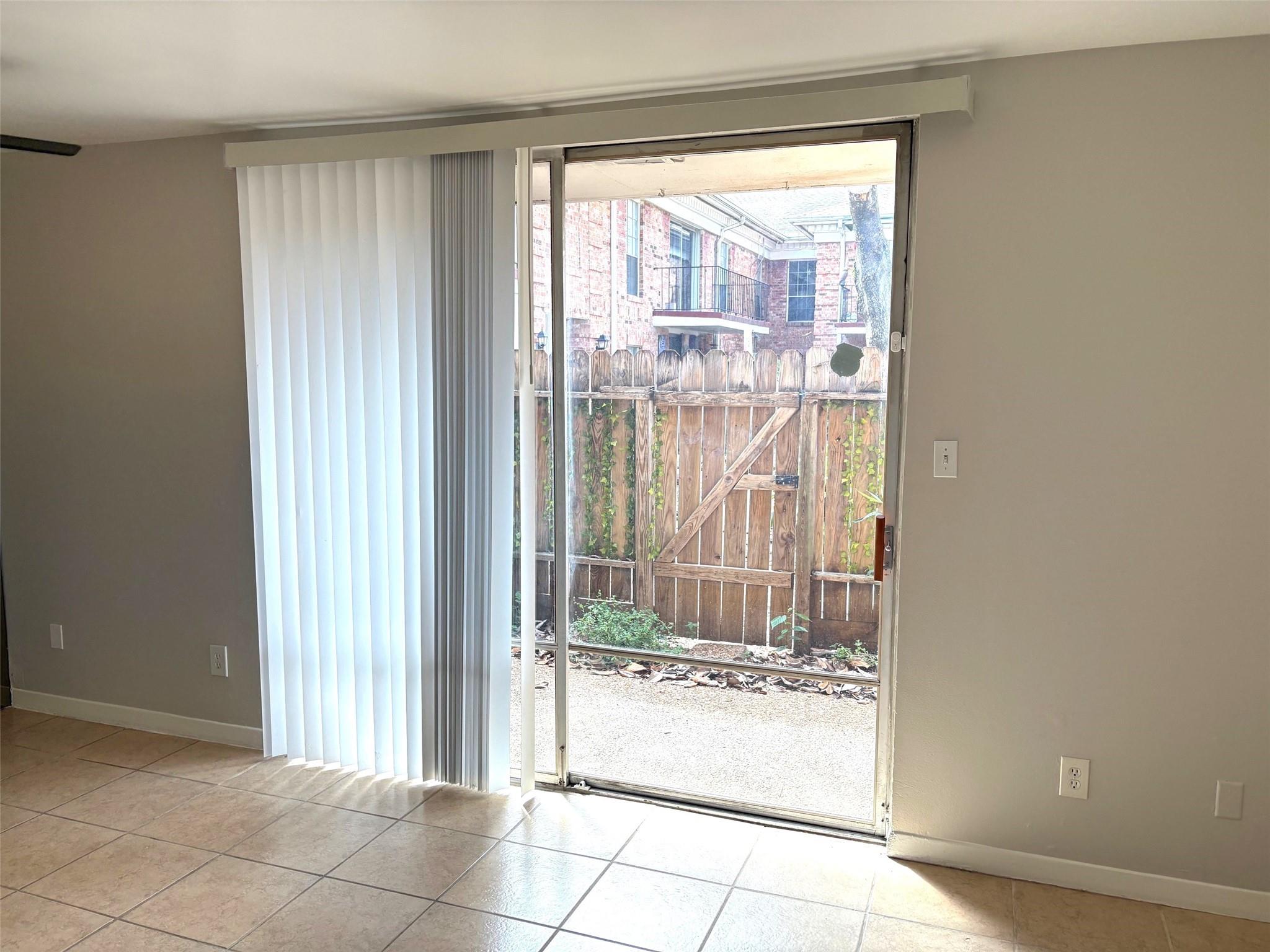 2824 Briarhurst Drive # 9