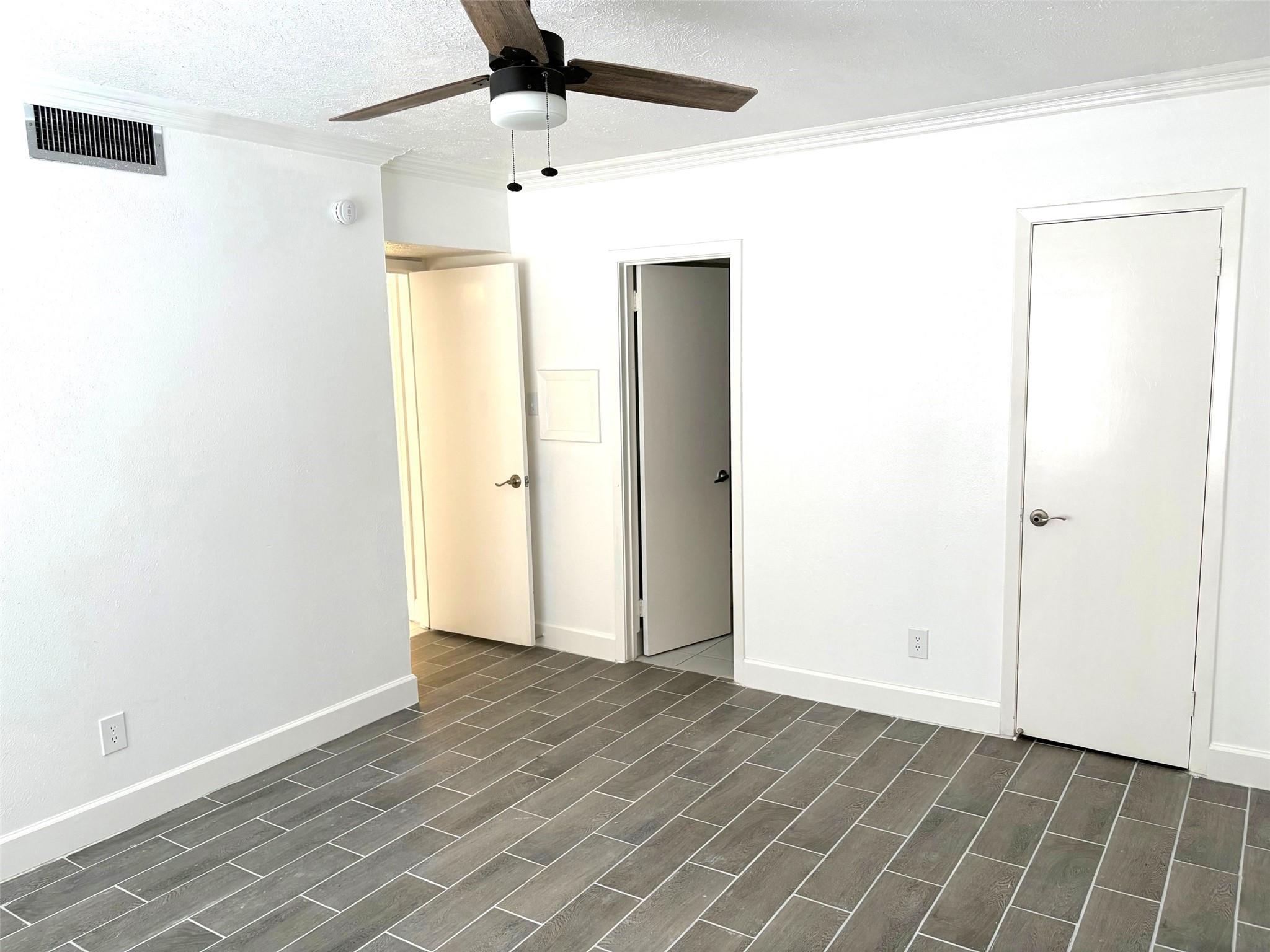 2824 Briarhurst Drive # 7