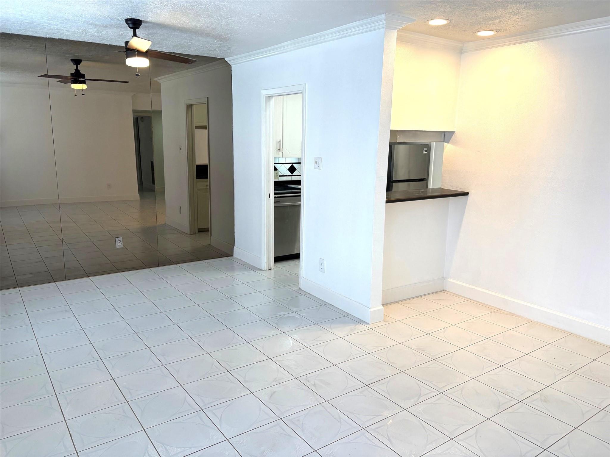 2824 Briarhurst Drive # 7