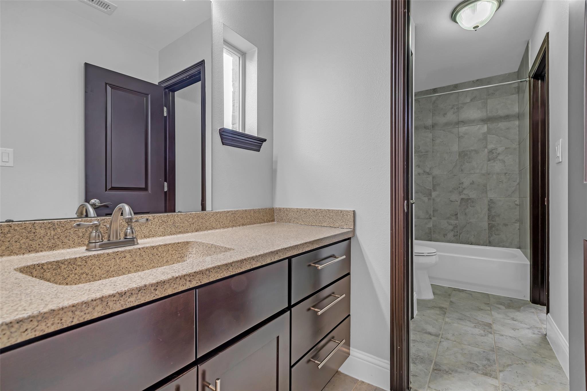 98 E Cove View Trail