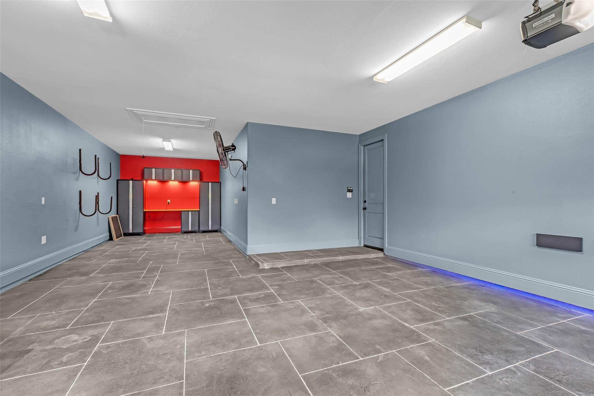 98 E Cove View Trail