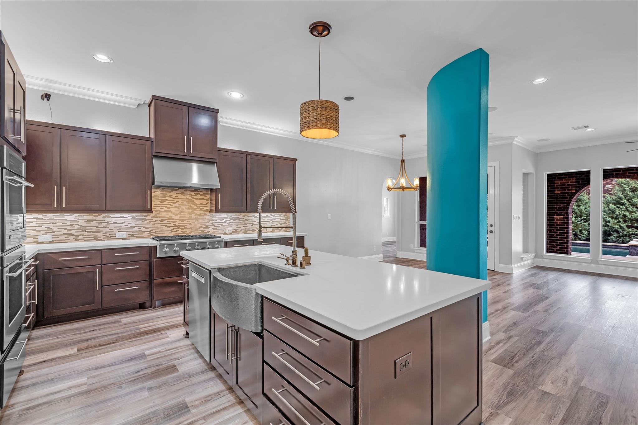 98 E Cove View Trail