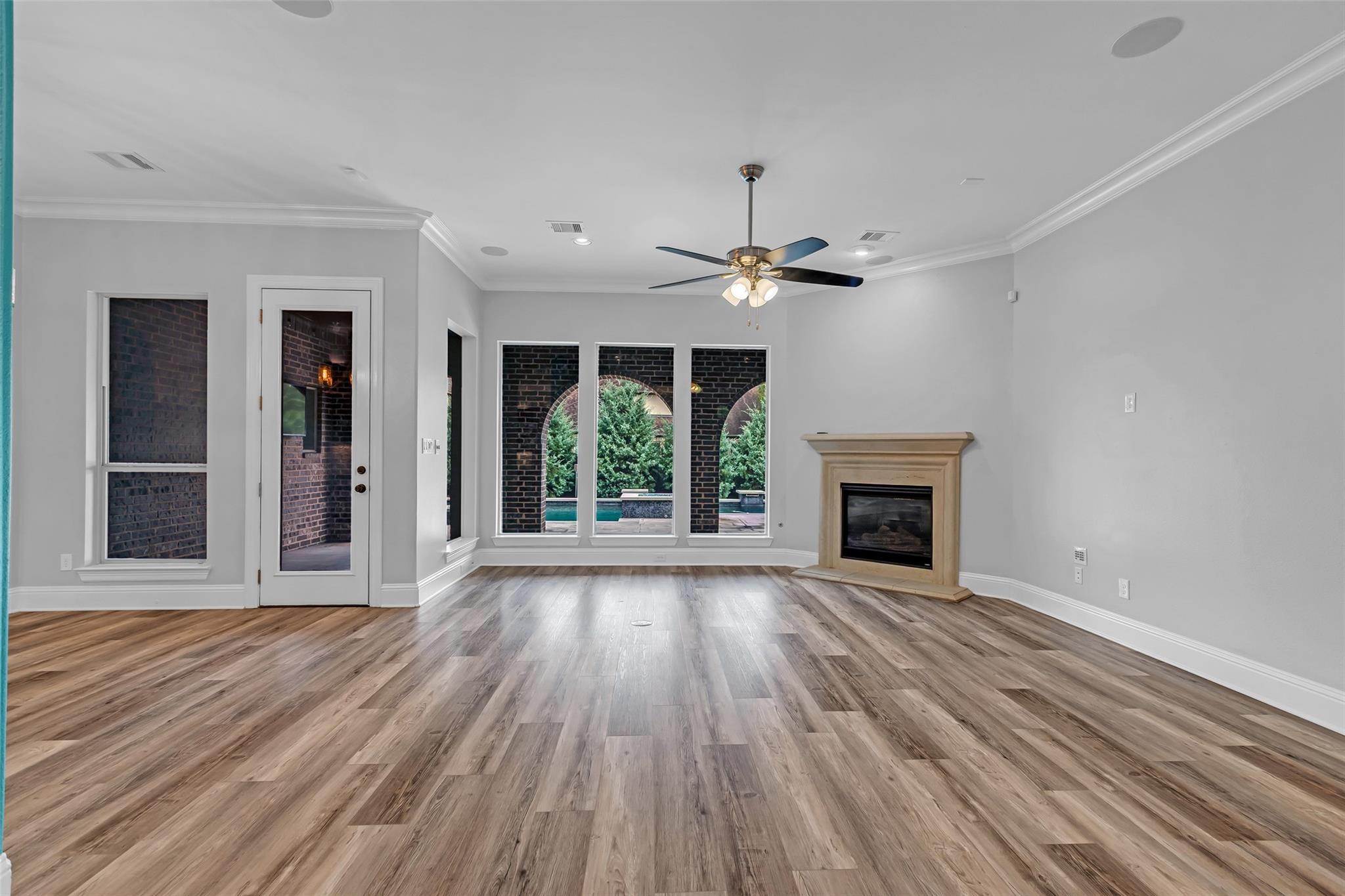 98 E Cove View Trail