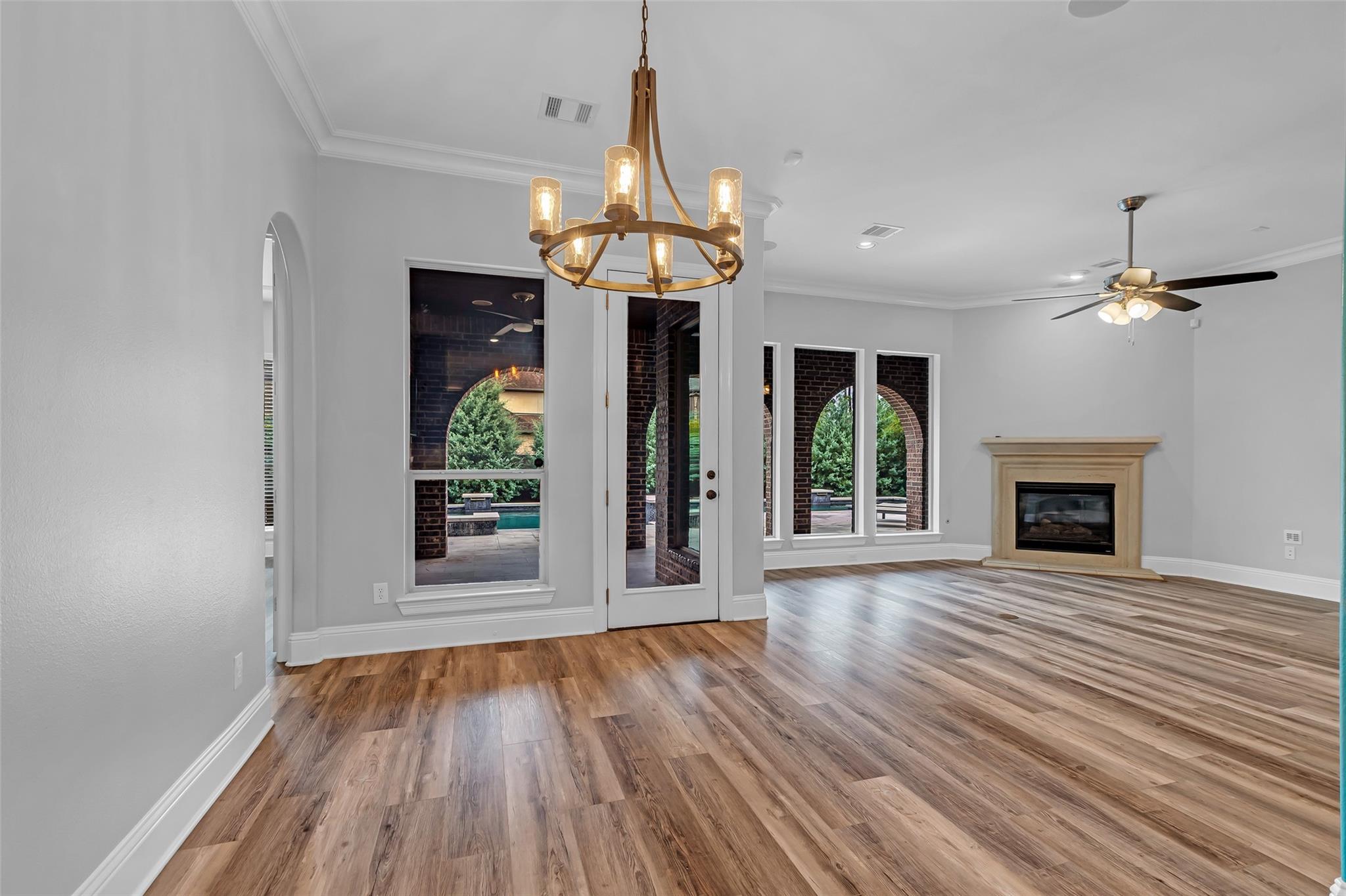 98 E Cove View Trail