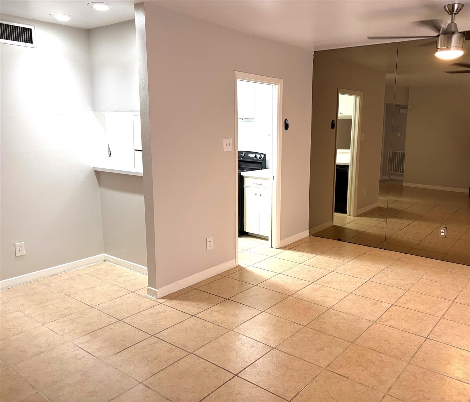 2824 Briarhurst Drive # 9
